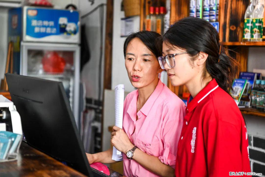 全网追的“扁担女孩”,找了一份暑假工,时薪12元 - 石河子生活资讯 - 石河子28生活网 shz.28life.com